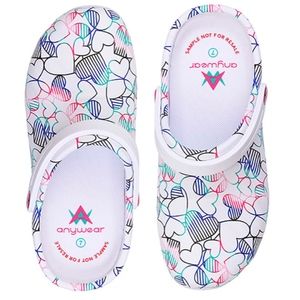anywear slip resistant shoes